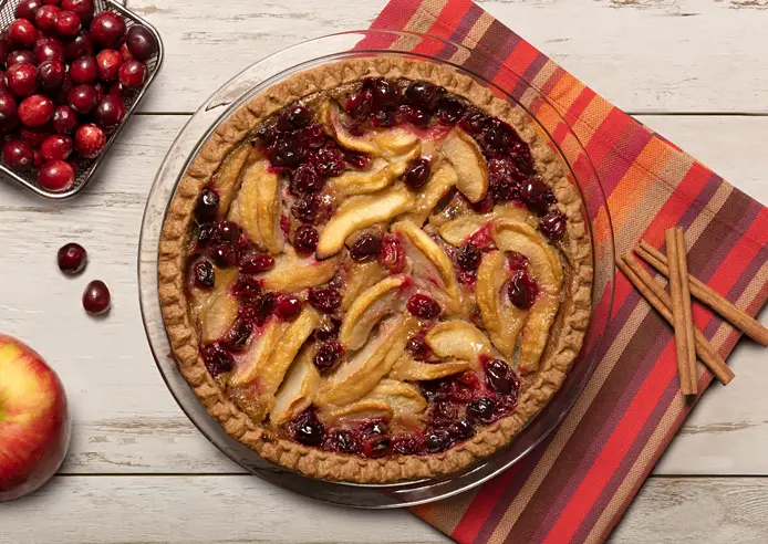 Cranberry Apple Gingerbread Pie